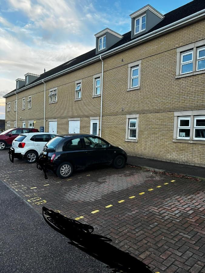 Kent, Dartford Station Apartments Exterior photo